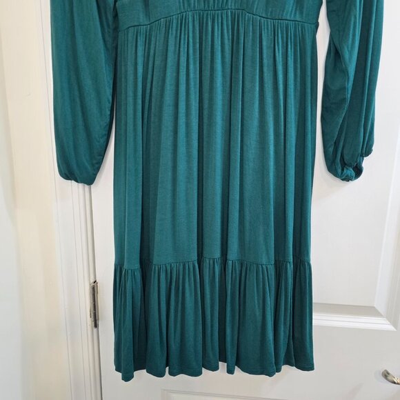 Torrid Mini Super Soft Tiered Skater Dress - Green - Picture 5 of 9